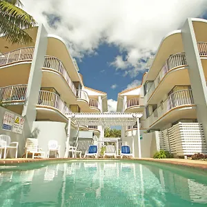 surf-club-apartments-marcoola.hotelssunshinecoast.net/